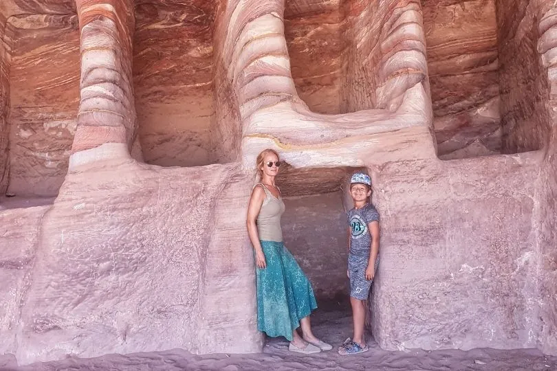 Nina mit ihrem Sohn in Jordanien