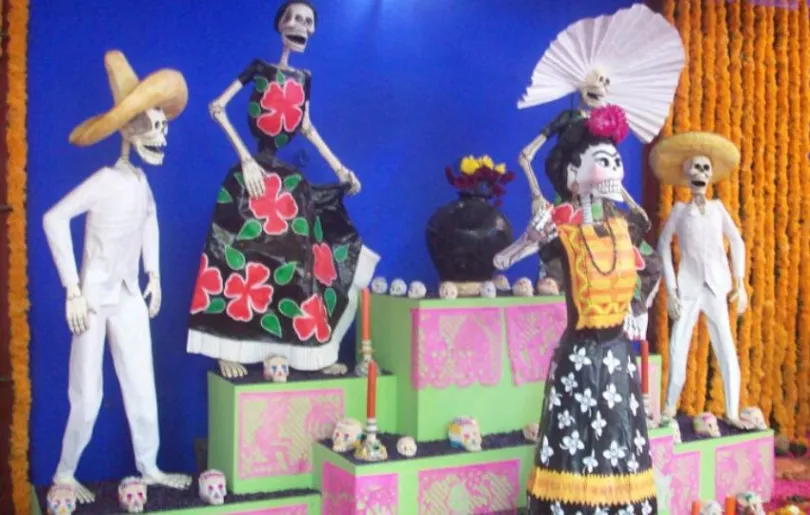 in Mexiko-Stadt kannst du das Frida Kahlo Museum besuchen