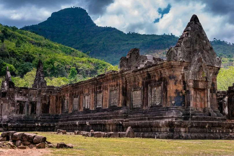 Blick auf einen Tempel in Champasak Laos