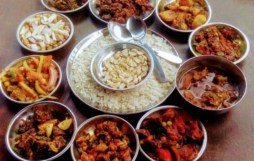 Entdecke lokales Essen auf deiner aktiven Nepal Reise