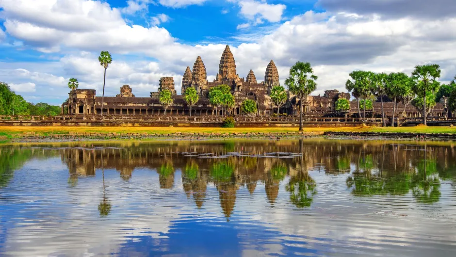 Entdecke viele Paläste auf deiner Reise durch Kambodschas wilden Nordosten